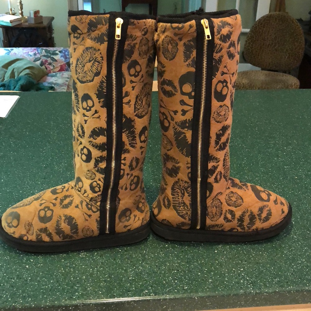 Iron fist fug boot